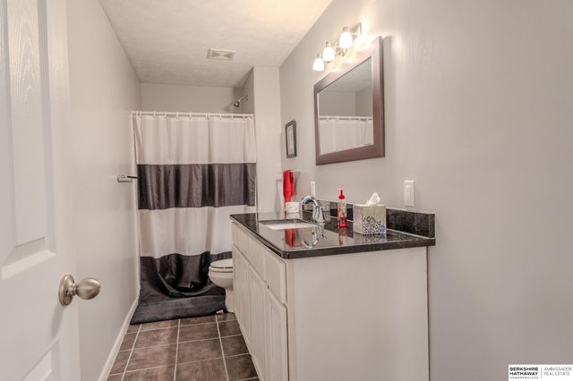 1733 Frisco Drive, Lincoln, NE 68521