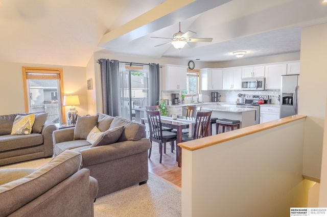 1733 Frisco Drive, Lincoln, NE 68521