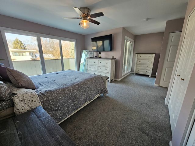 39 Sorrento Drive, Palos Heights, IL 60463