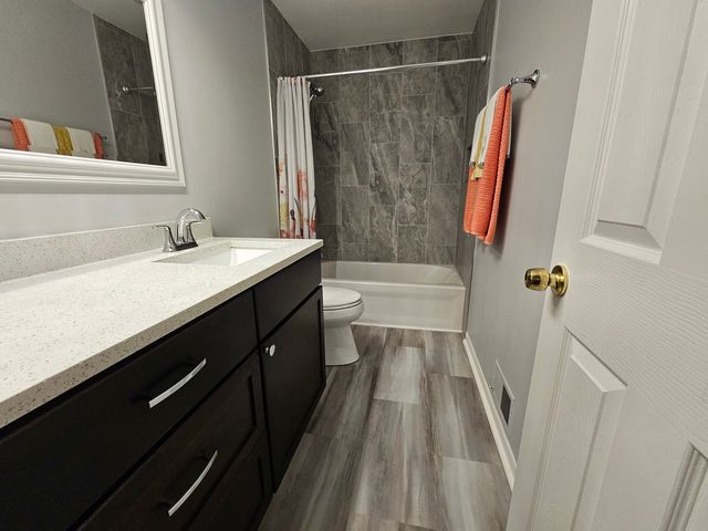 39 Sorrento Drive, Palos Heights, IL 60463