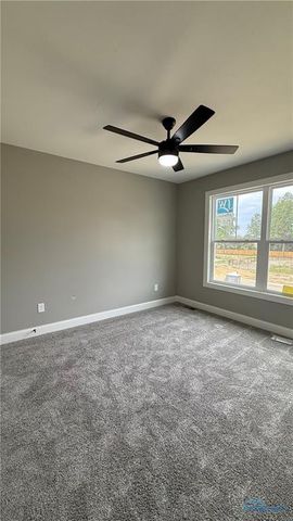 717 W Ironwood Drive, Rossford, OH 43460