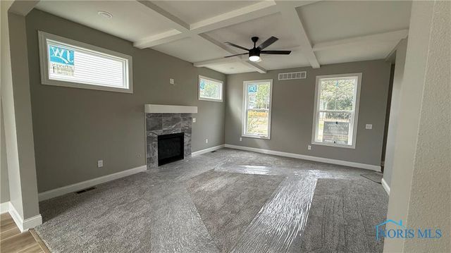 717 W Ironwood Drive, Rossford, OH 43460