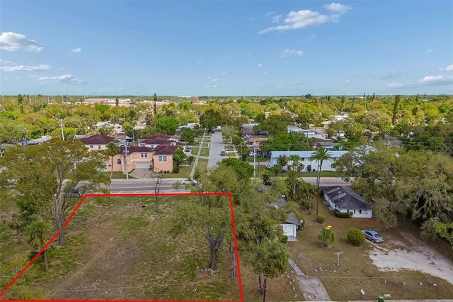 DR MARTIN LUTHER KING JR WAY, Sarasota, FL 34234