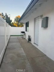 7812 Vanalden, Reseda, CA 91335