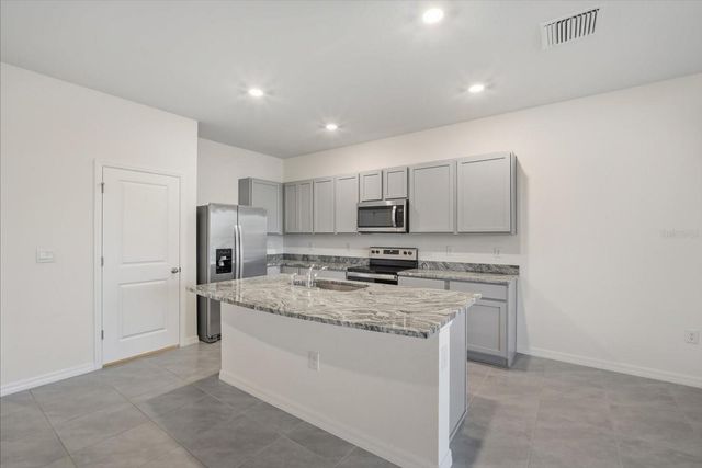 32335 TURTLE GRACE LOOP, Wesley Chapel, FL 33545