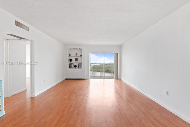 400 Kings Point Drive 1607, Sunny Isles Beach, FL 33160