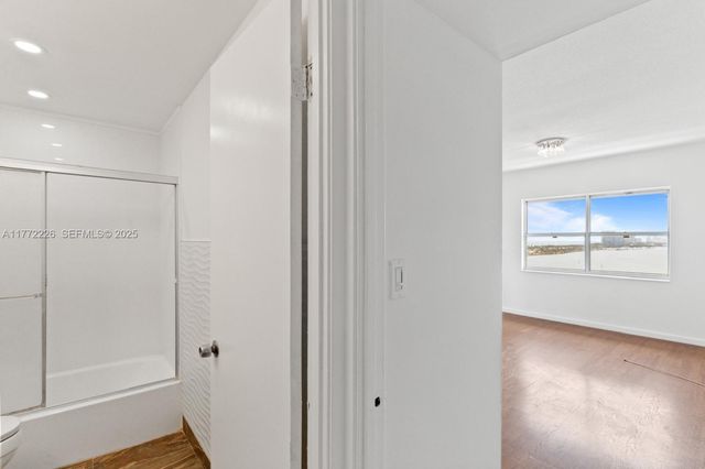 400 Kings Point Drive 1607, Sunny Isles Beach, FL 33160