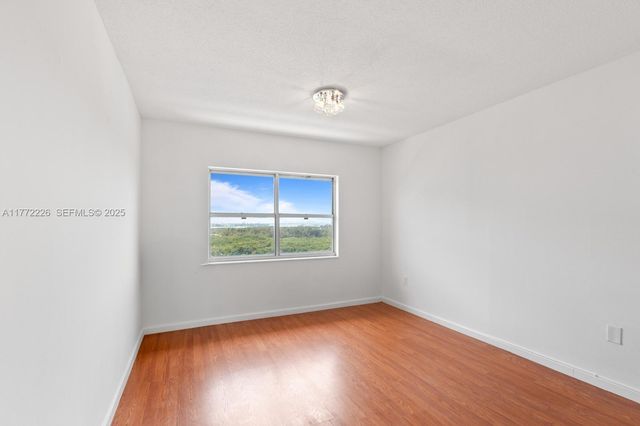 400 Kings Point Drive 1607, Sunny Isles Beach, FL 33160