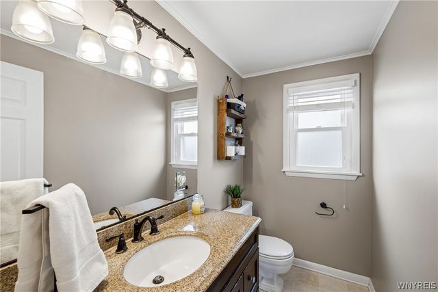23 Greenbranch Road, West Seneca, NY 14224