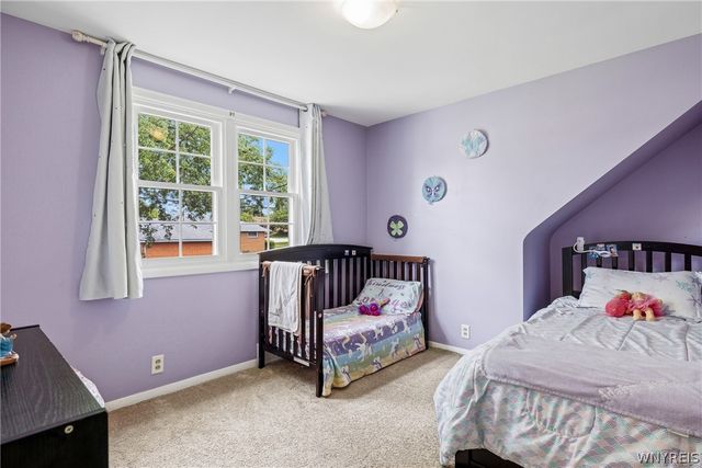 23 Greenbranch Road, West Seneca, NY 14224