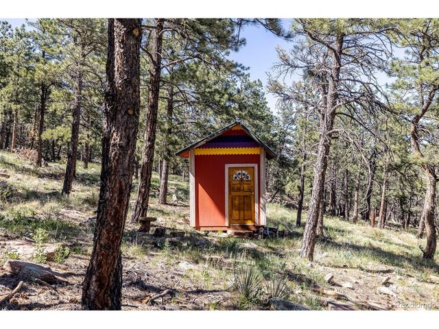 Lewis Ln, Lyons, CO 80540