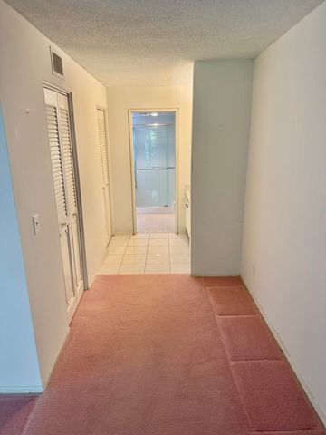 501 SW 11th Place 205A, Boca Raton, FL 33432