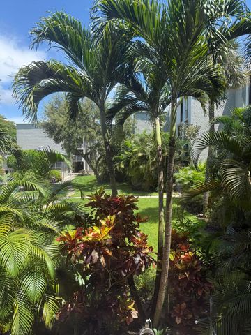 501 SW 11th Place 205A, Boca Raton, FL 33432
