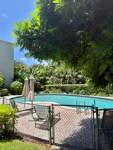 501 SW 11th Place 205A, Boca Raton, FL 33432
