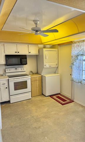 501 SW 11th Place 205A, Boca Raton, FL 33432
