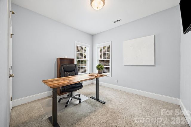 1109 Moray Court, Charlotte, NC 28211