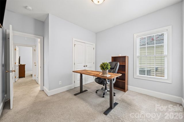 1109 Moray Court, Charlotte, NC 28211