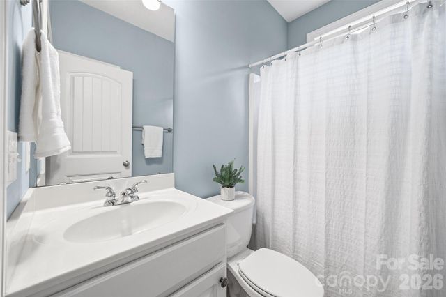 1109 Moray Court, Charlotte, NC 28211