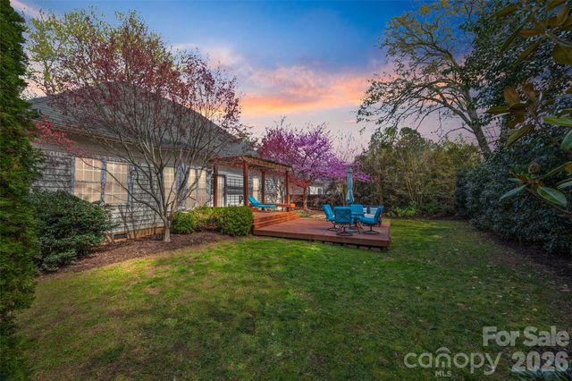 1109 Moray Court, Charlotte, NC 28211