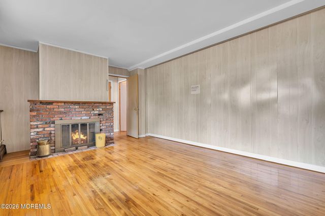43 Cranmer Road, Bayville, NJ 08721