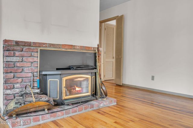 43 Cranmer Road, Bayville, NJ 08721