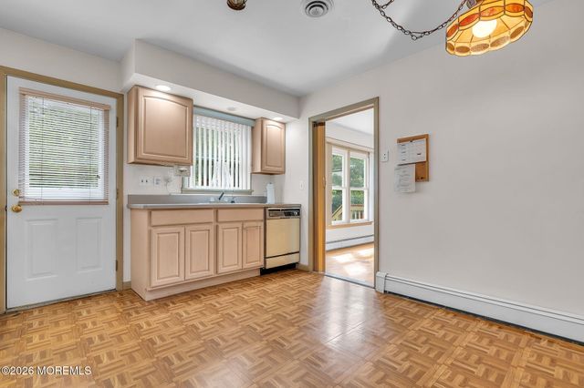 43 Cranmer Road, Bayville, NJ 08721