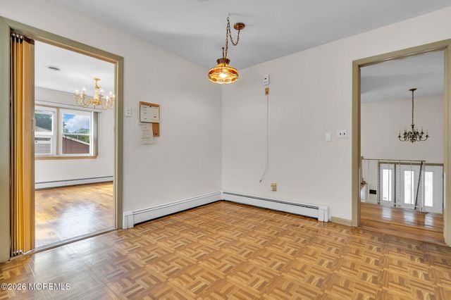 43 Cranmer Road, Bayville, NJ 08721