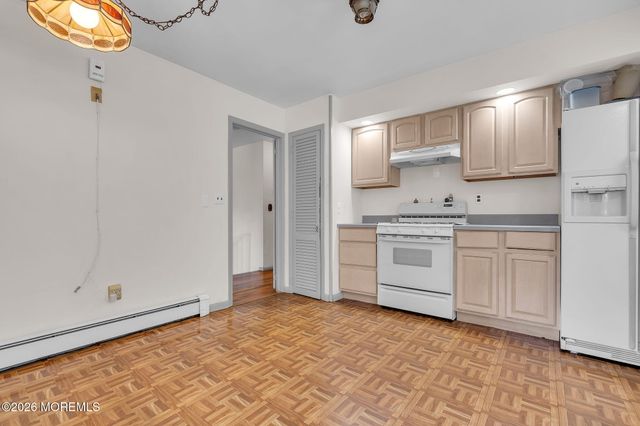43 Cranmer Road, Bayville, NJ 08721