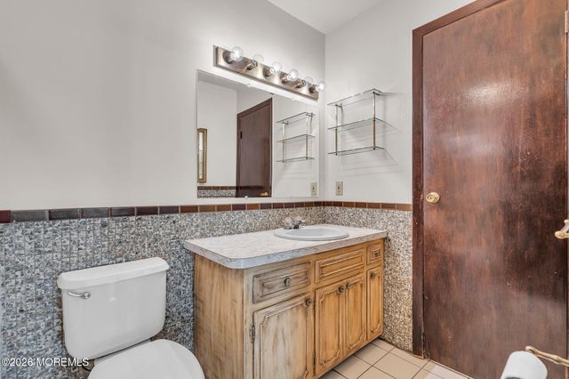 43 Cranmer Road, Bayville, NJ 08721