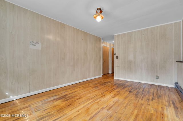43 Cranmer Road, Bayville, NJ 08721