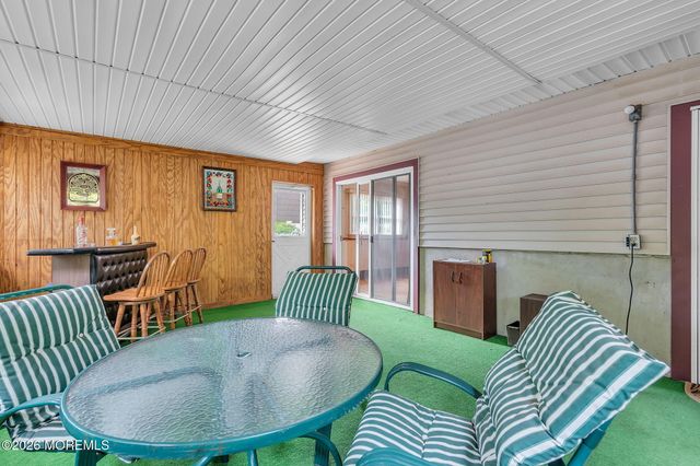 43 Cranmer Road, Bayville, NJ 08721