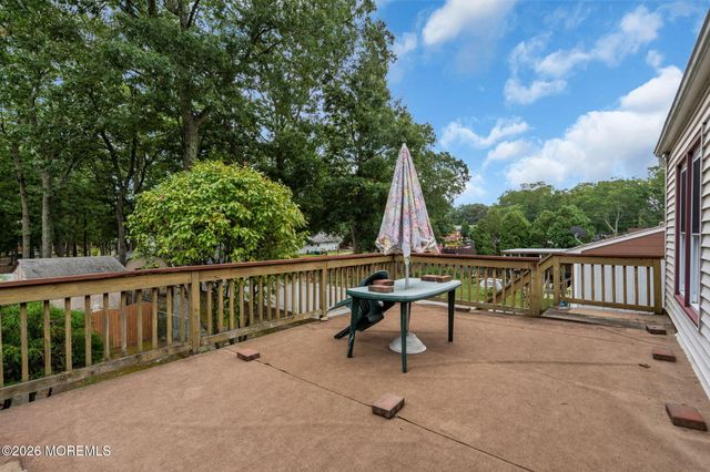 43 Cranmer Road, Bayville, NJ 08721