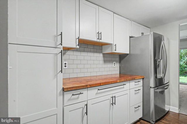 3212 CRYSTAL CT, Wilmington, DE 19810