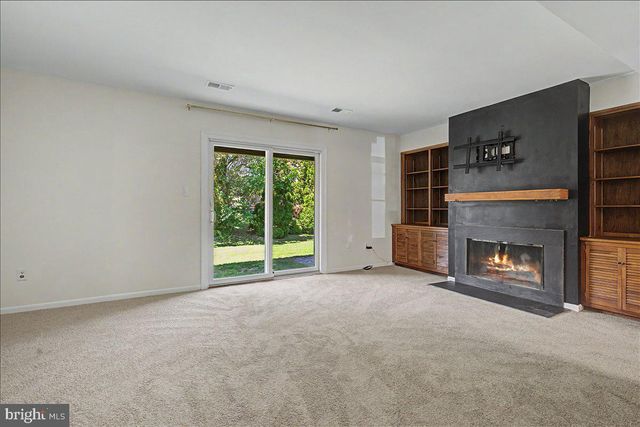3212 CRYSTAL CT, Wilmington, DE 19810
