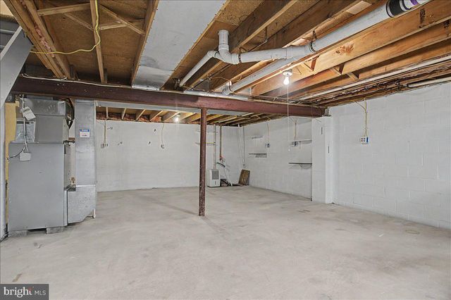 3212 CRYSTAL CT, Wilmington, DE 19810