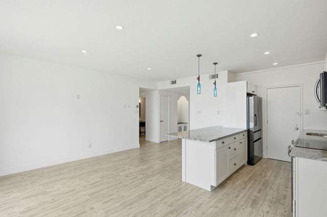 1801 Lavaca ST 6C, Austin, TX 78701