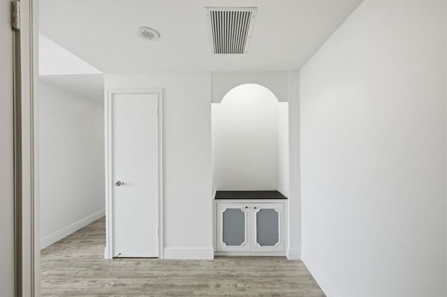 1801 Lavaca ST 6C, Austin, TX 78701