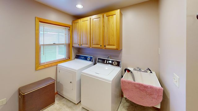 1314 Dunham Street, Albert Lea, MN 56007