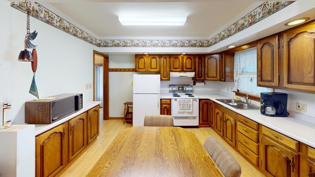 1314 Dunham Street, Albert Lea, MN 56007