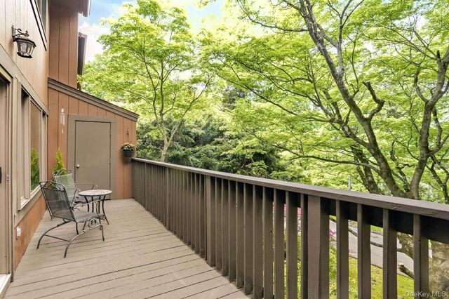 373 Martling Avenue, Tarrytown, NY 10591