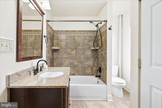 220 E MAIN ST, Emmitsburg, MD 21727