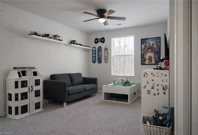 112 W Carmel Cove Drive, Mocksville, NC 27028