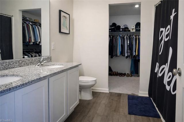 112 W Carmel Cove Drive, Mocksville, NC 27028