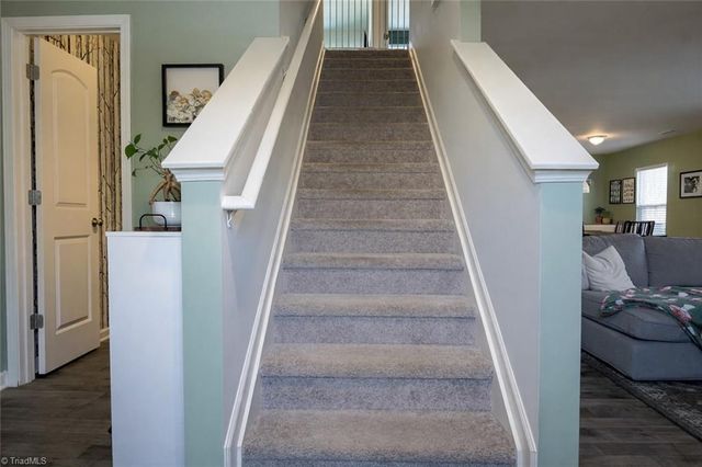 112 W Carmel Cove Drive, Mocksville, NC 27028