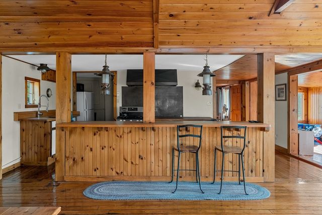 274 Gannett Rd, Scituate, MA 02066