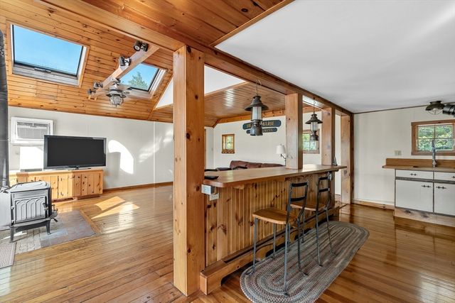274 Gannett Rd, Scituate, MA 02066