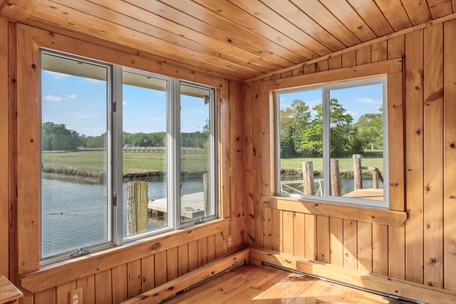 274 Gannett Rd, Scituate, MA 02066