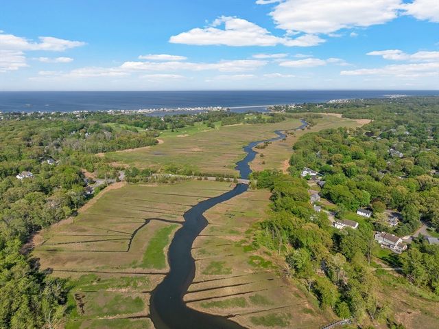 274 Gannett Rd, Scituate, MA 02066