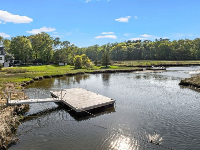 274 Gannett Rd, Scituate, MA 02066