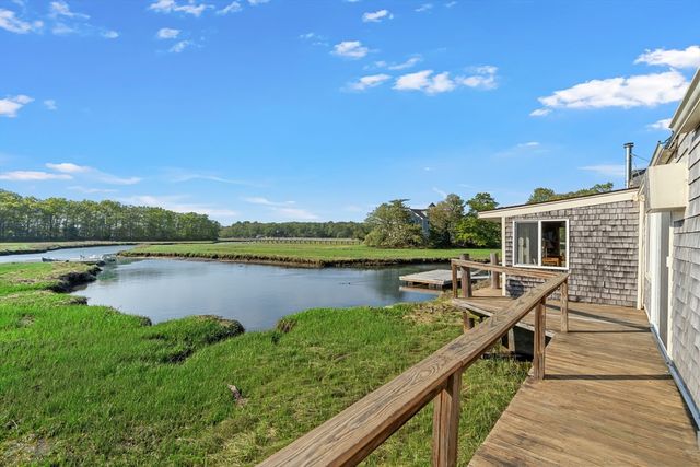 274 Gannett Rd, Scituate, MA 02066